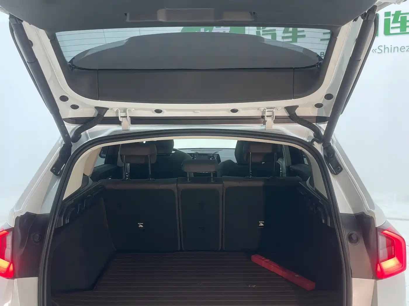 BMW X1 2023 sDrive20Li X Design Package фото 25