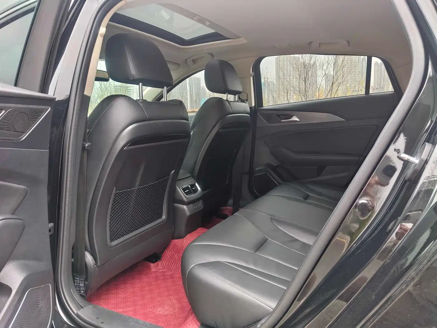 Hongqi H5 2022 Classic Facelift 1.5T DCT Flag Rhythm Edition фото 5