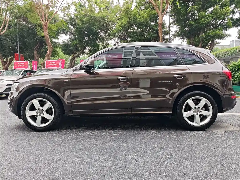 Audi Q5 2018 Collector's Edition 40 TFSI Progressive фото 8