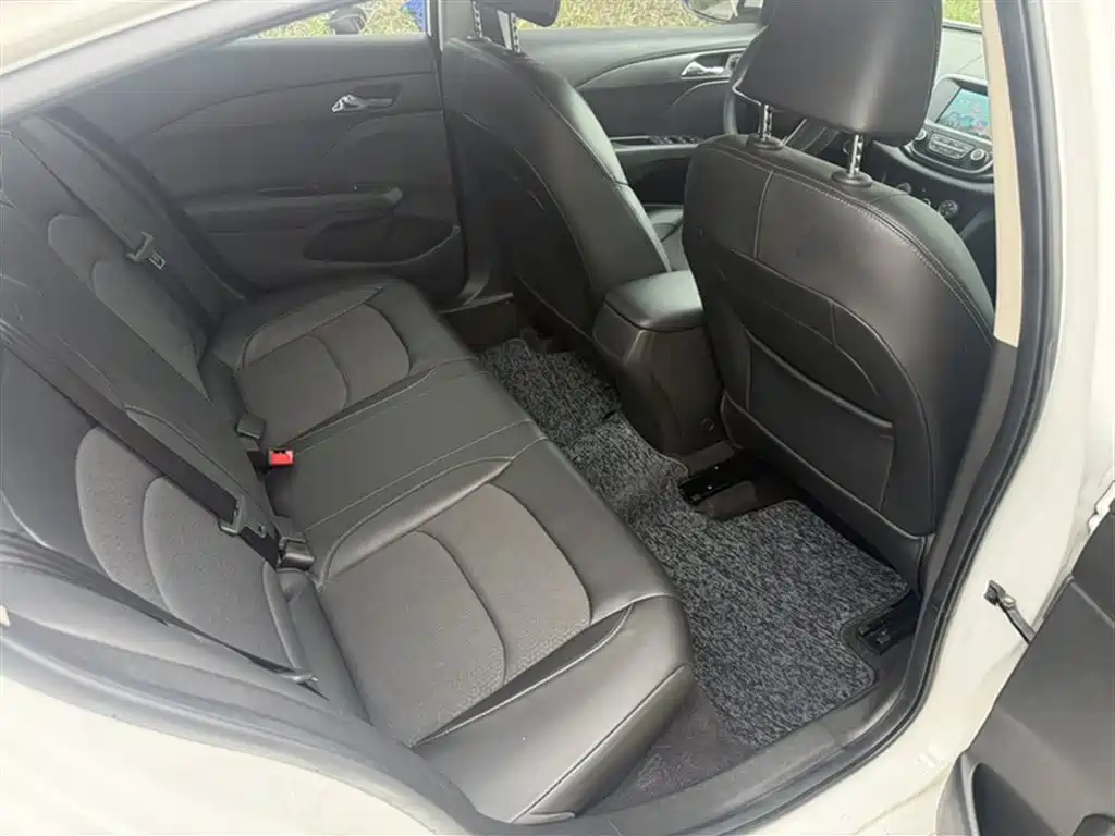 Chevrolet Cavalier 2019 320 Automatic Joy Edition фото 12