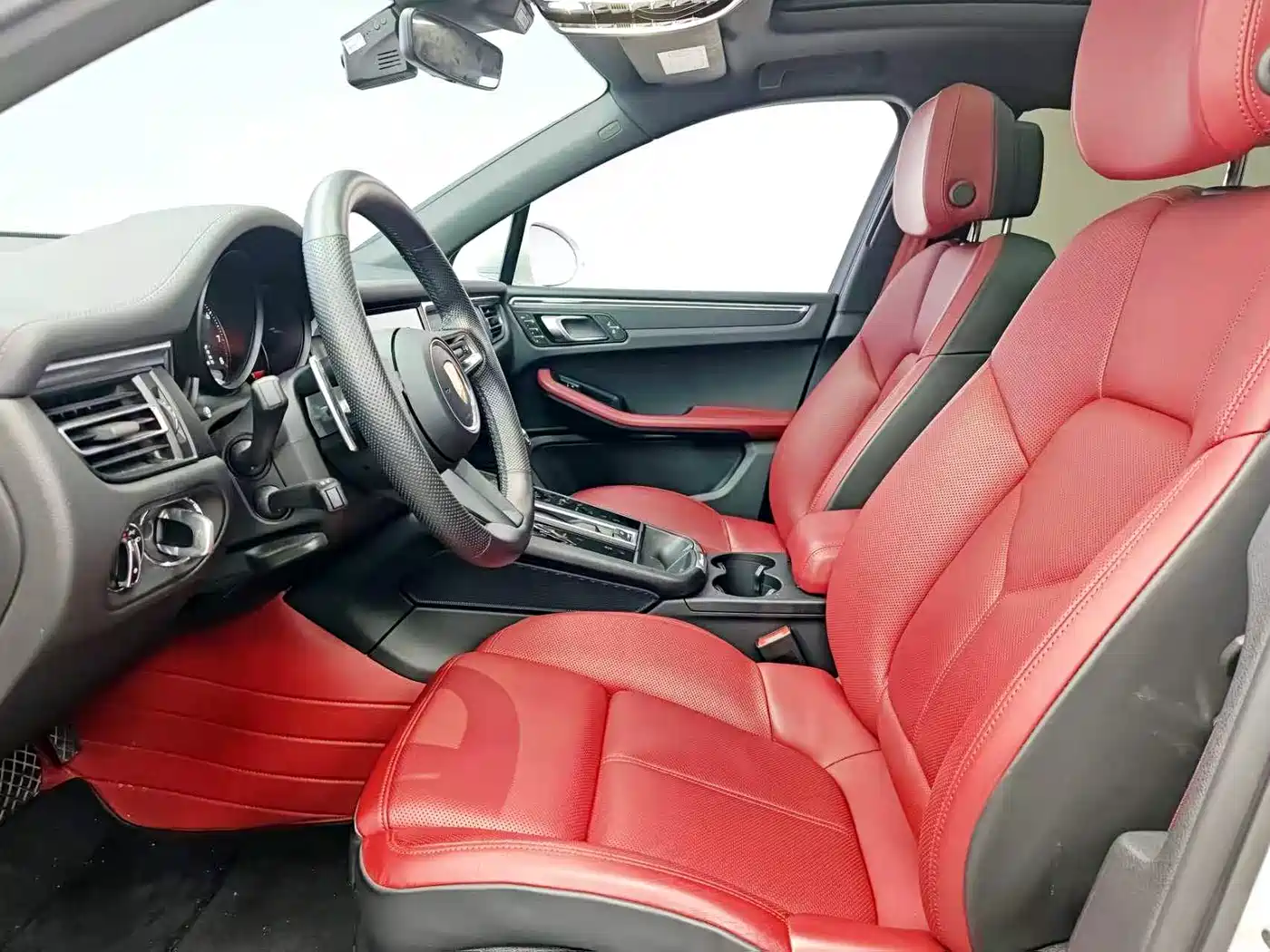 Porsche Macan 2023 Macan 2.0T фото 13