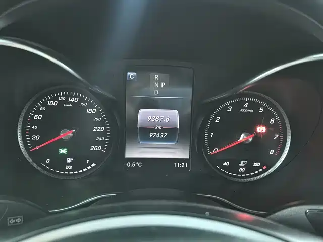 Mercedes-Benz GLC 2016 GLC 200 4MATIC фото 5