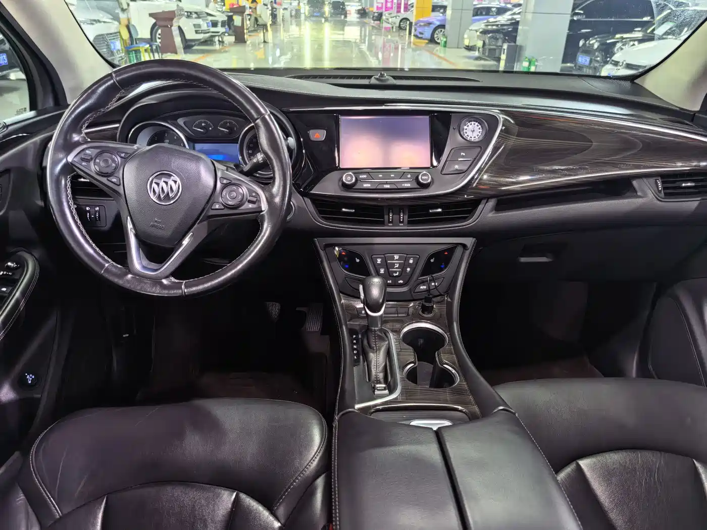 Фото 5 - Buick Envision Plus
