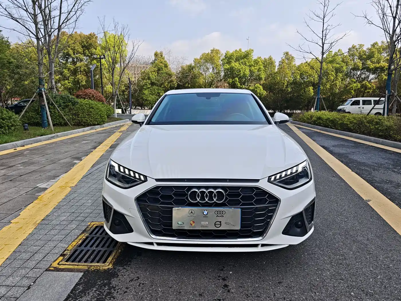 Audi A4L 2022 40 TFSI Luxury Dynamic фото 2