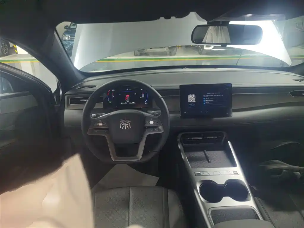 BYD Qin PLUS 2026 DM-i Smart Edition 128KM Progressive фото 11