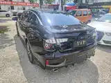 Photo 16 - Lynk & Co 03