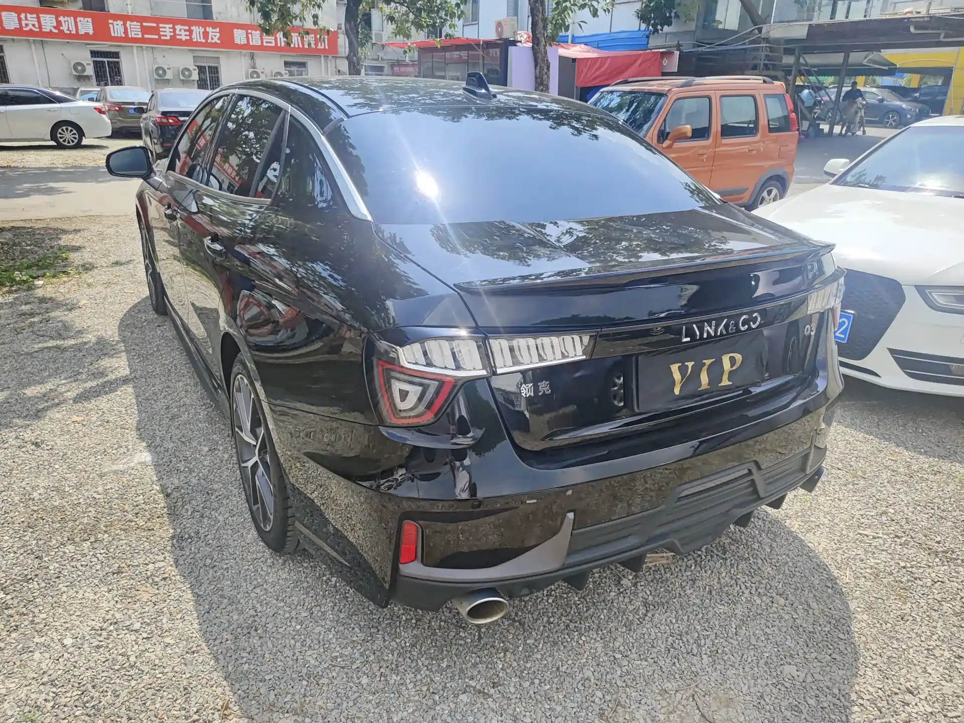 Photo 16 - Lynk & Co 03