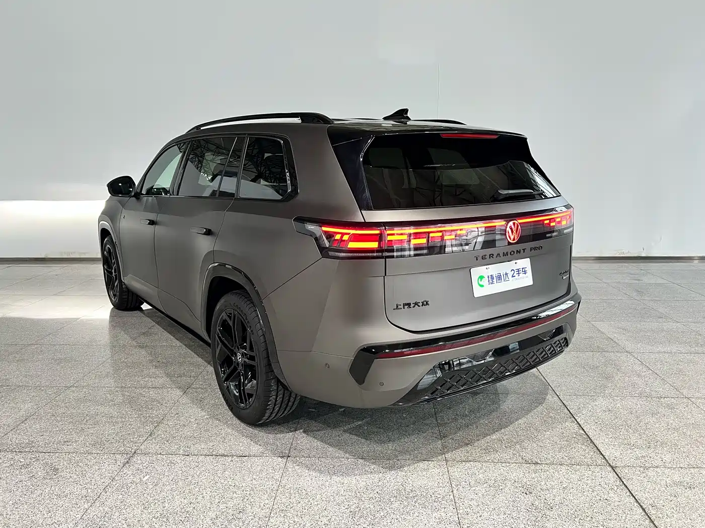 Volkswagen Teramont 2025 Teramont Pro 450TSI 4WD Summit Edition фото 6