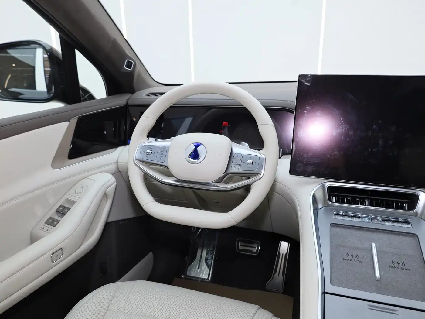 Denza N8L 2026 Model Prestige Edition фото 24