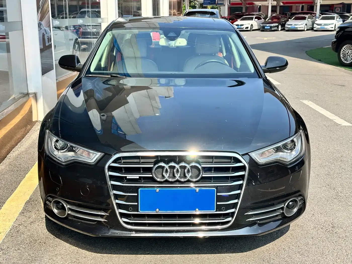 Фото 2 - Audi A6L