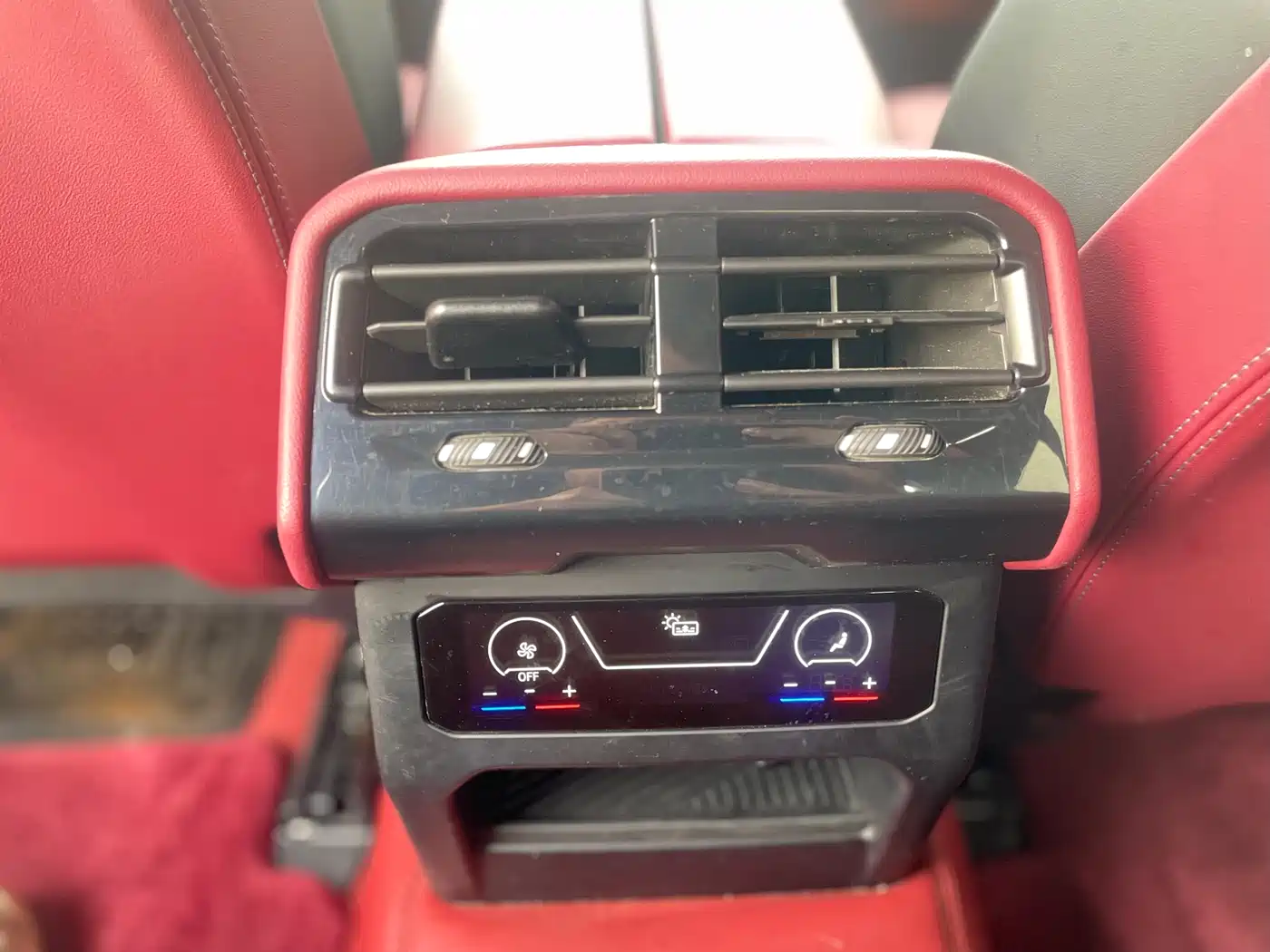 BMW 5 Series 2025 530Li Premium M Sport Package фото 7