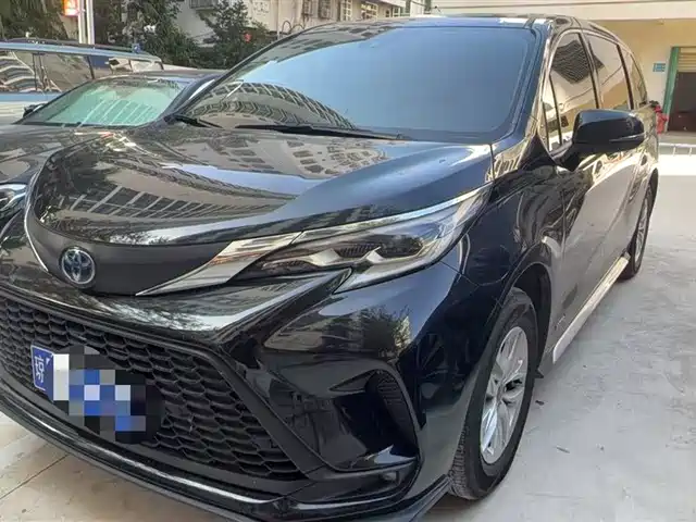 Toyota Granvia 2024