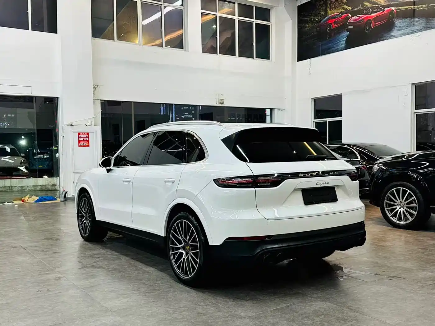 Porsche Cayenne 2022 Cayenne 3.0T Platinum Edition фото 4