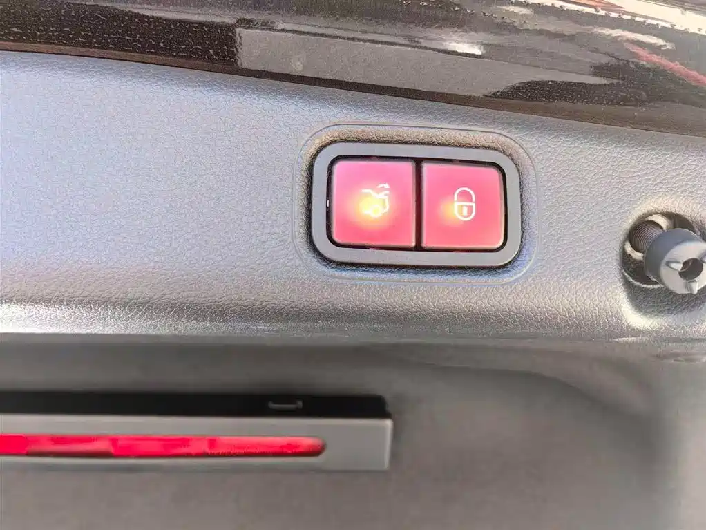 Mercedes-Benz E-Class 2021 E 300 L Fashion фото 14