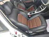 Фото 25 - Geely Vision