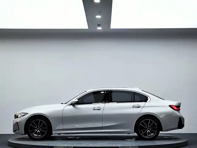BMW 3 Series 2023 320Li M Sport Package — фото 5
