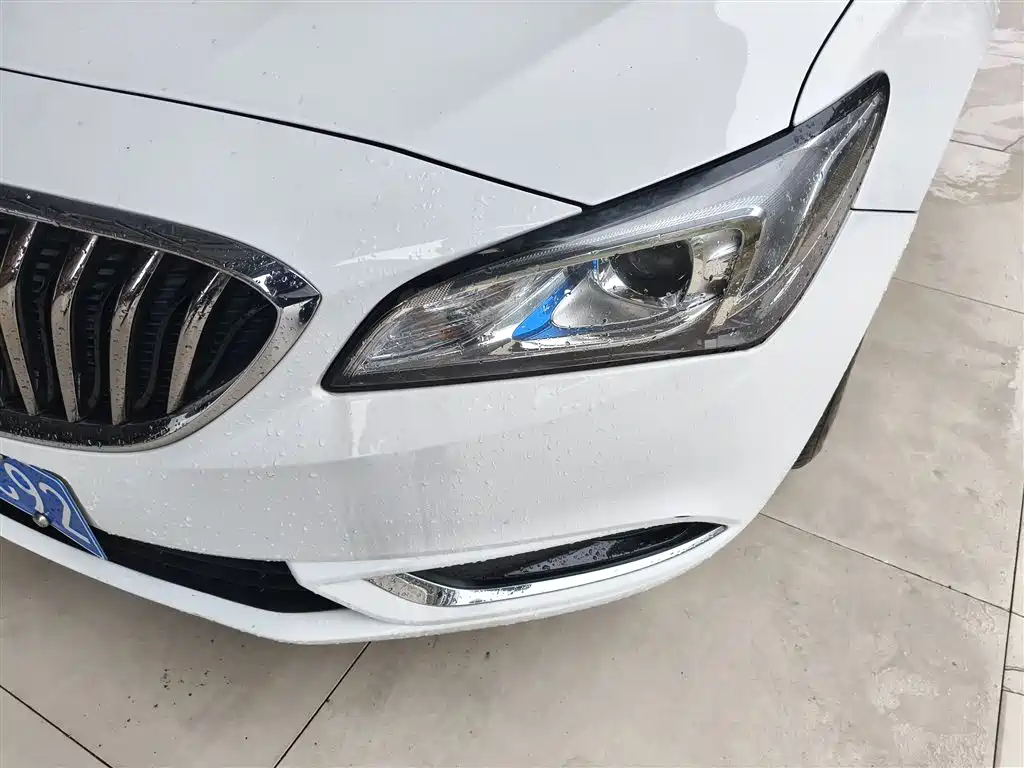 Buick Verano 2017 Sedan 15S Automatic Leading фото 24