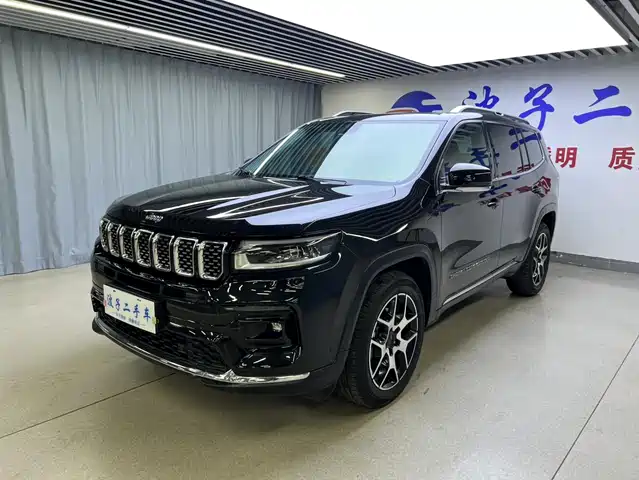 JEEP GRAND COMMANDER