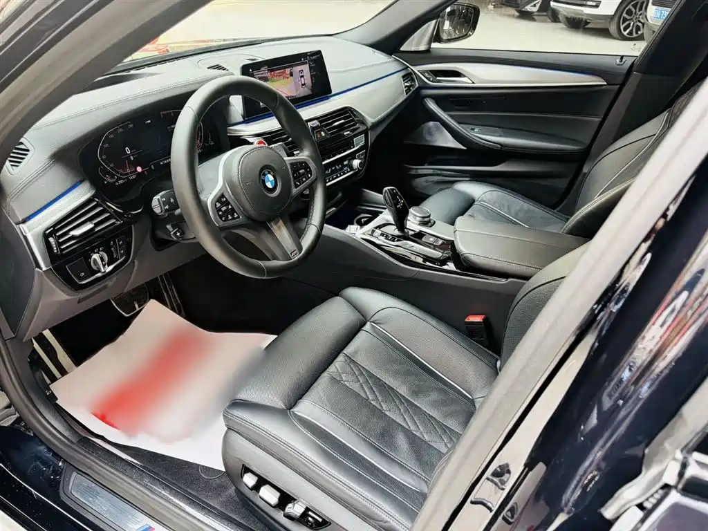 BMW 5 Series 2020 Model 530Li Executive M Sport Package фото 14