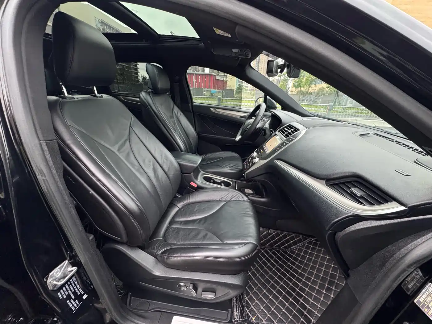 Lincoln MKC 2018 2017 2.0T 2WD Exclusive Edition