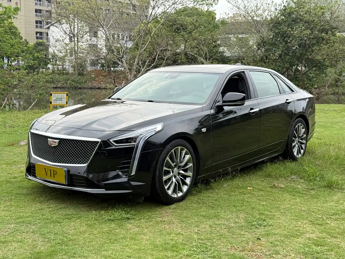 Cadillac CT6 2019 28T Leading Sport Model