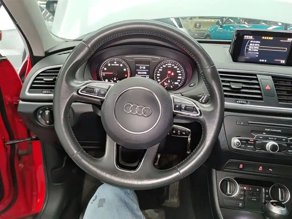Audi Q3 2018 30th Anniversary Edition 30 TFSI Fashion фото 11
