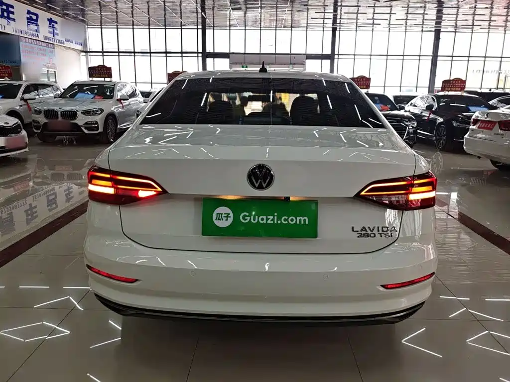 Volkswagen Lavida 2021 280TSI DSG Comfort Edition фото 4
