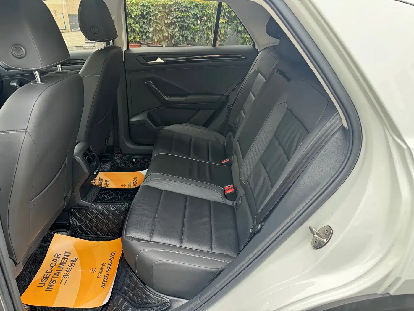 Volkswagen T-ROC 2022 280TSI DSG 2WD Comfort PLUS фото 12