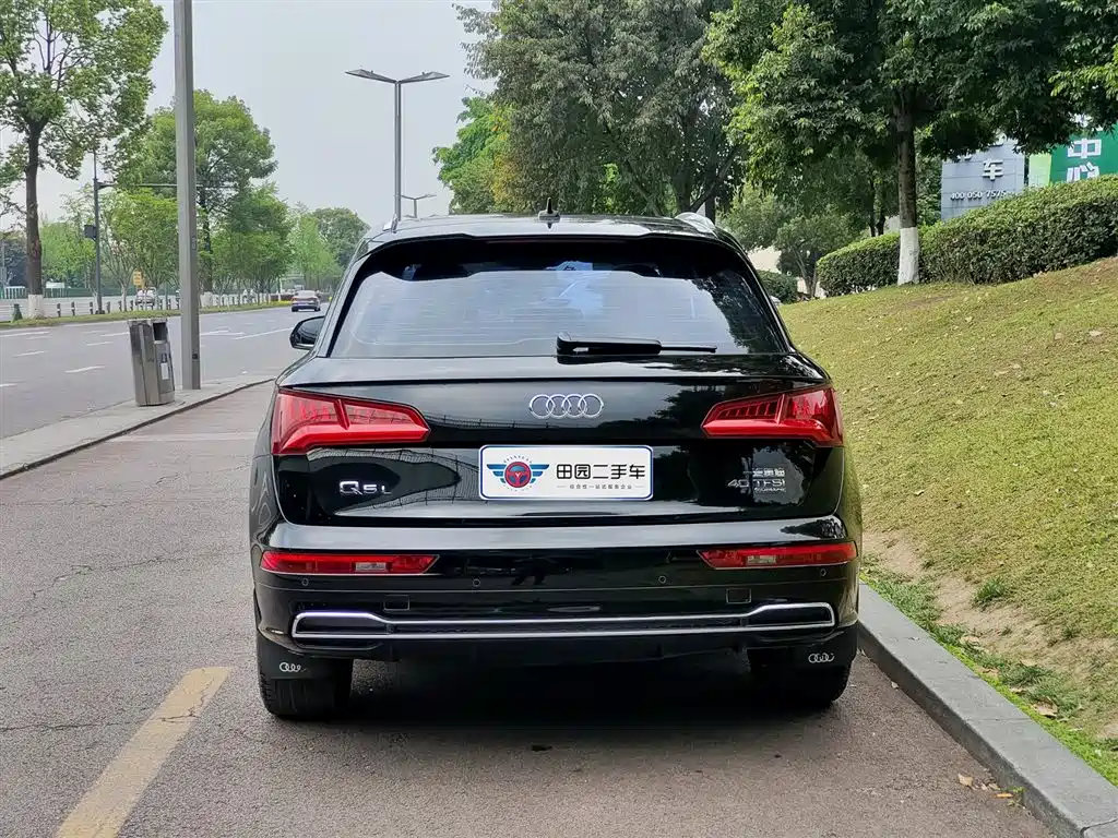 Audi Q5L 2018 40 TFSI Prestige Fashion (China V) фото 5
