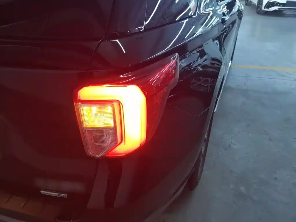 Ford Explorer 2021 2020 EcoBoost 285 AWD Trend Edition 6-Seater