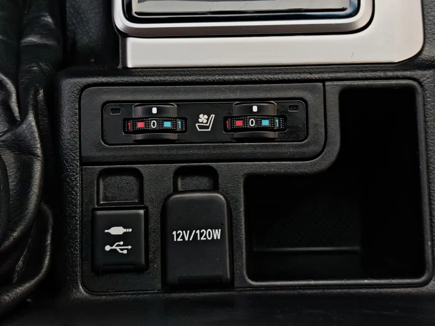 Toyota Prado 2018 3.5L Auto TX-L фото 17