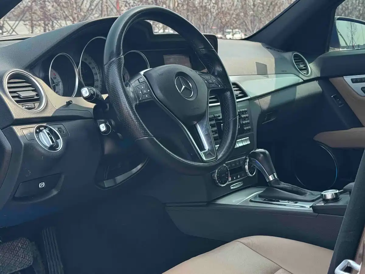 Mercedes-Benz C-Class (Import) 2011 C 200 Fashion Wagon Edition фото 4