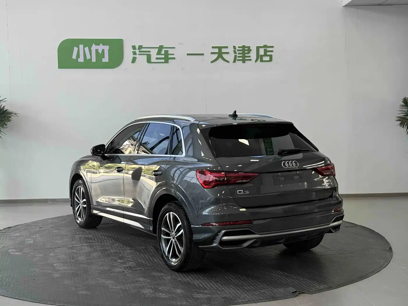 Фото 5 - Audi Q3