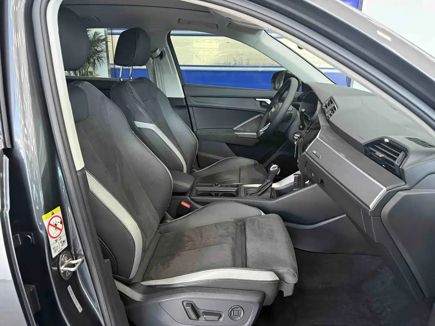 Фото 22 - Audi Q3