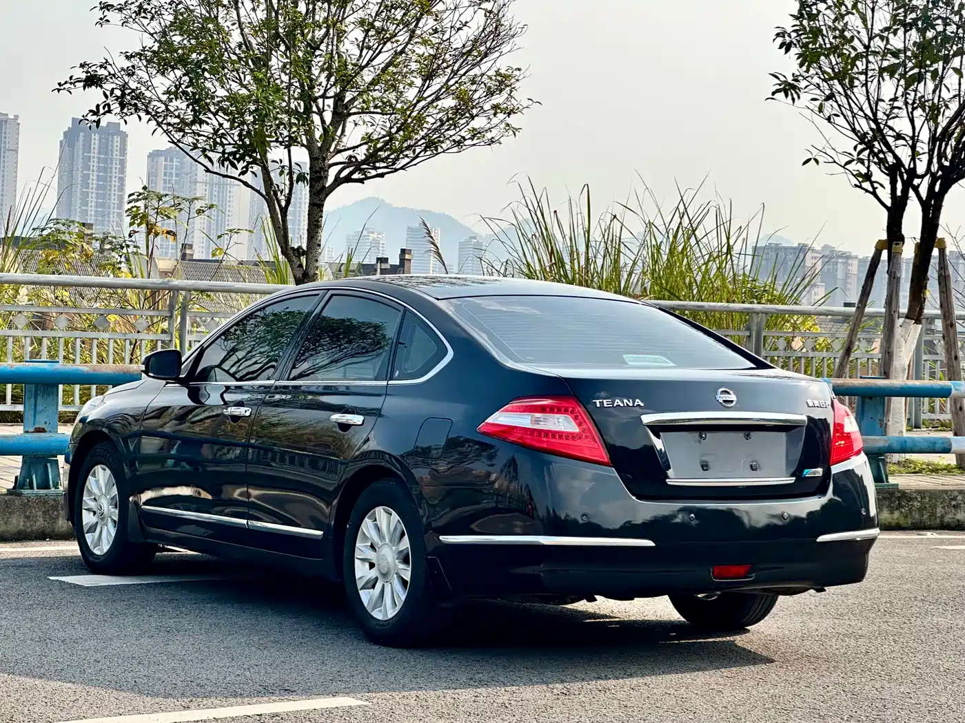Nissan Teana 2010 2010 2.0L XL Anniversary Edition