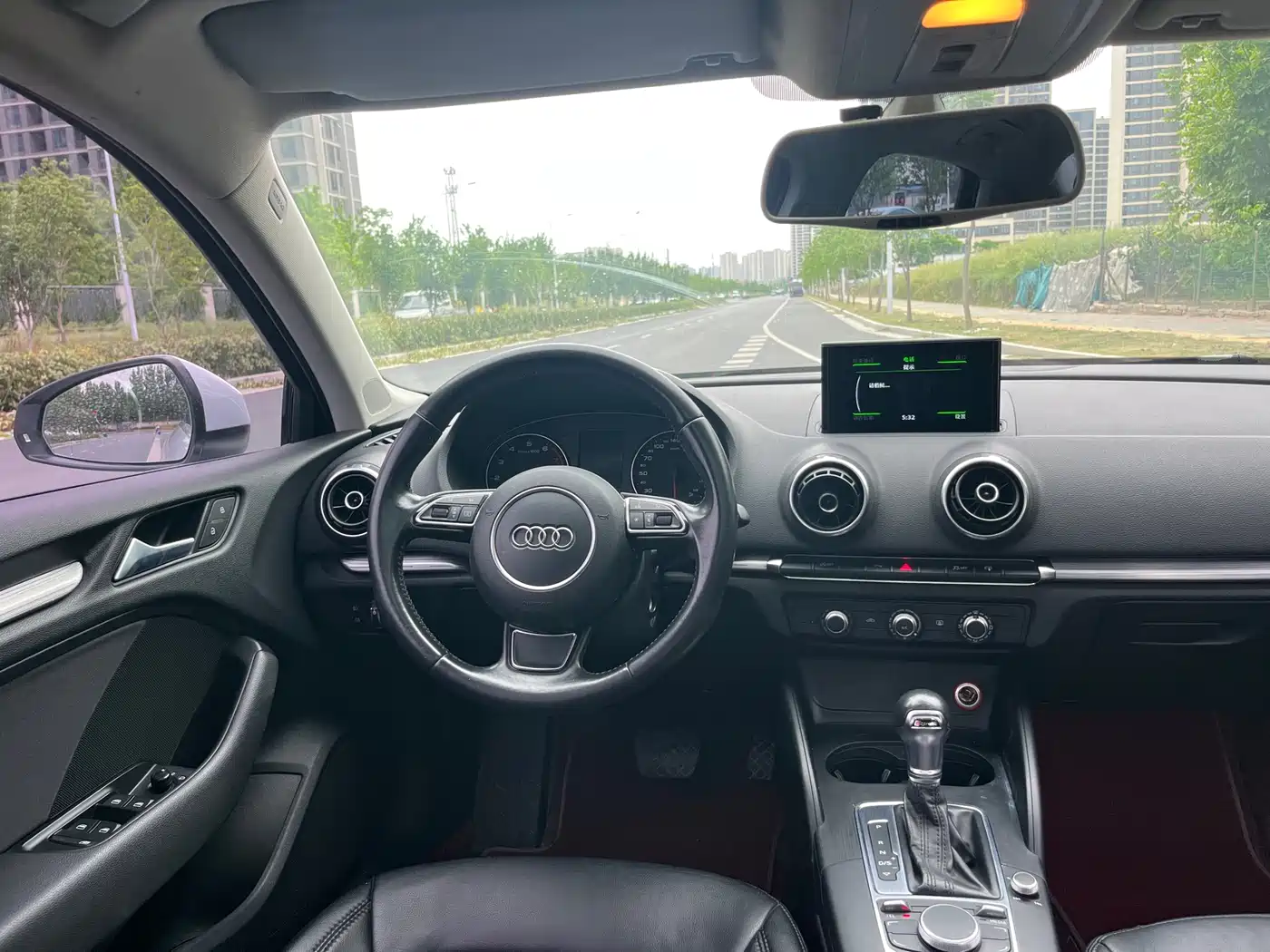 Audi A3 2016 Limousine 35 TFSI Leadership фото 5