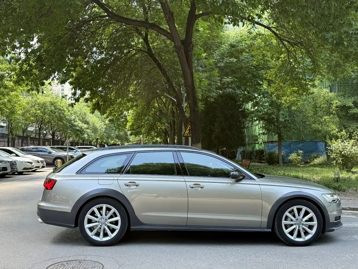 Audi A6 (Import) 2015 3.0T allroad quattro фото 8