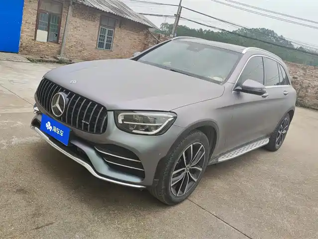 MERCEDES-BENZ GLC