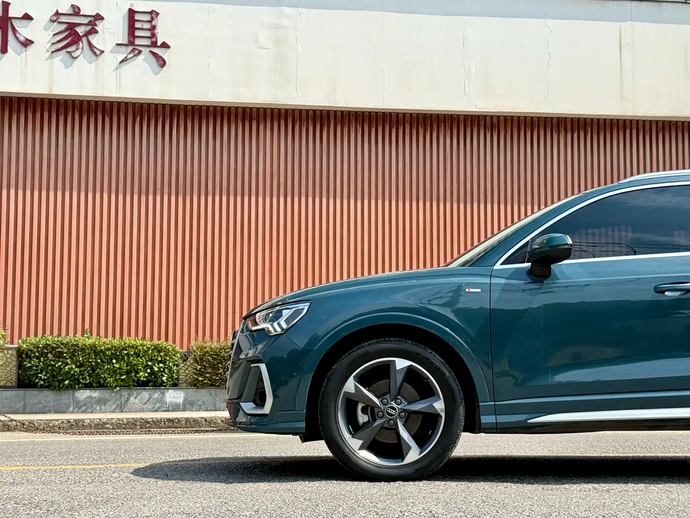 Фото 3 - Audi Q3
