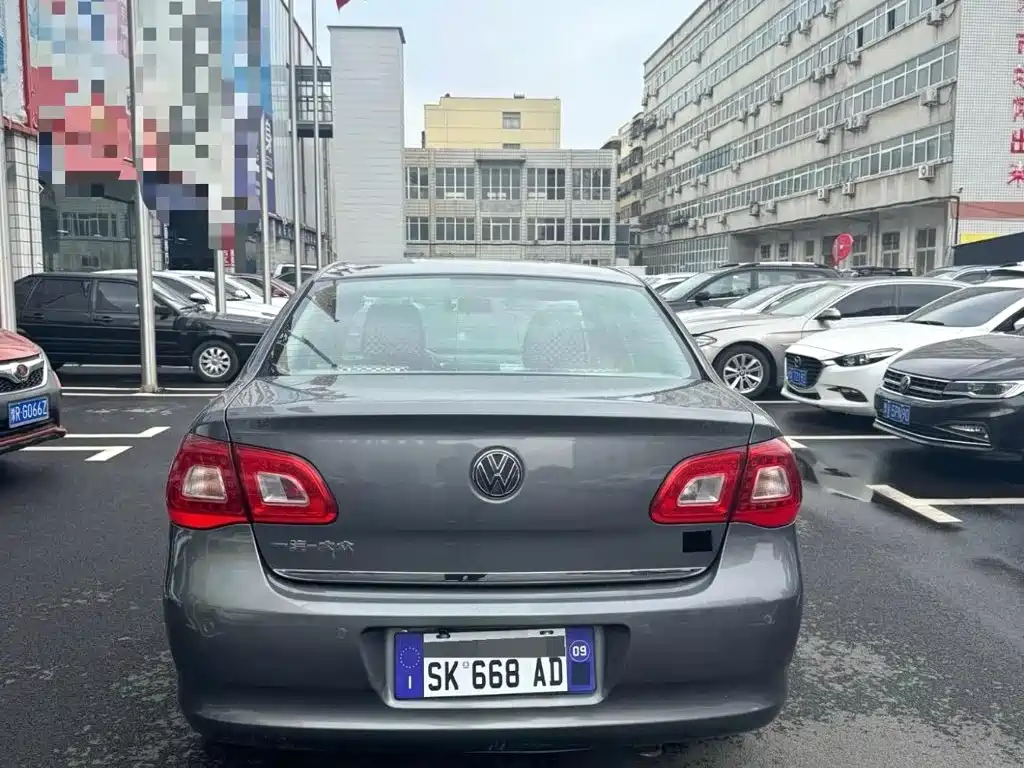 Volkswagen Bora 2011 2011 1.6L Automatic Fashion