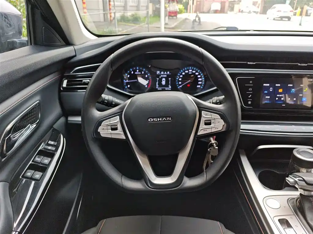 صورة 11 - Changan Oshan X7