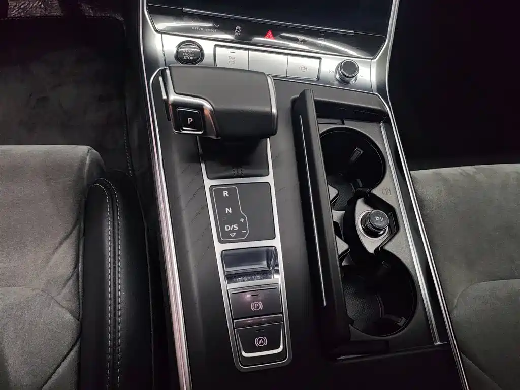 Audi A6L 2024 45 TFSI quattro Premium Dynamic фото 15