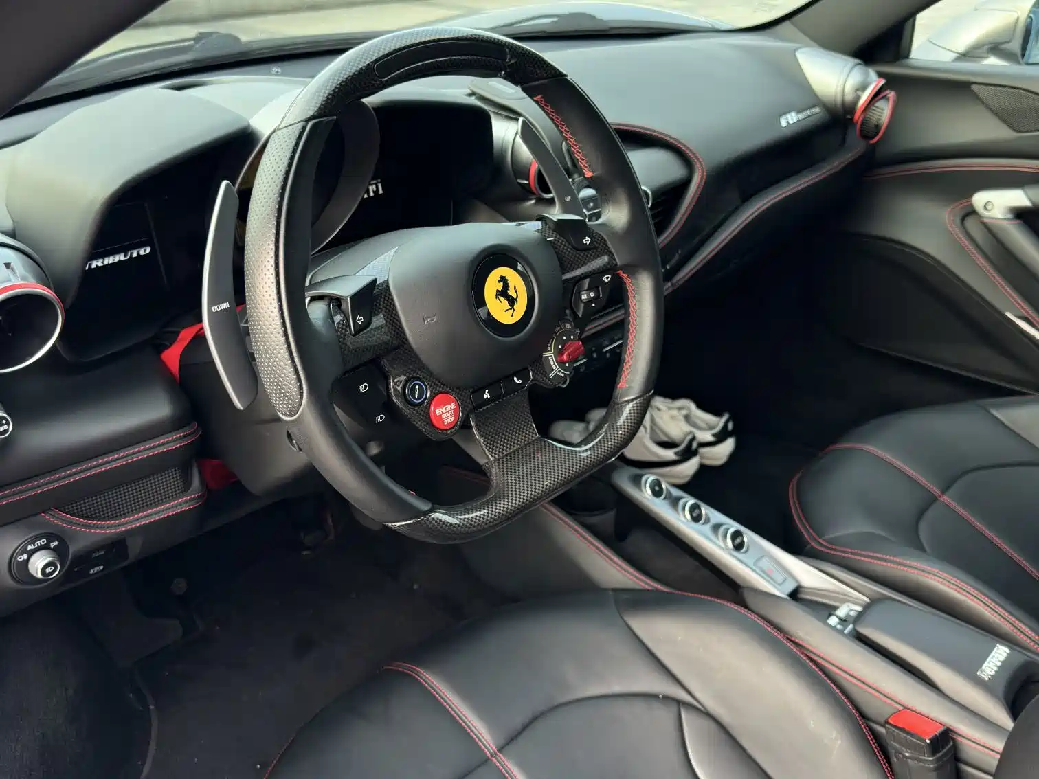 Фото 5 - Ferrari F8