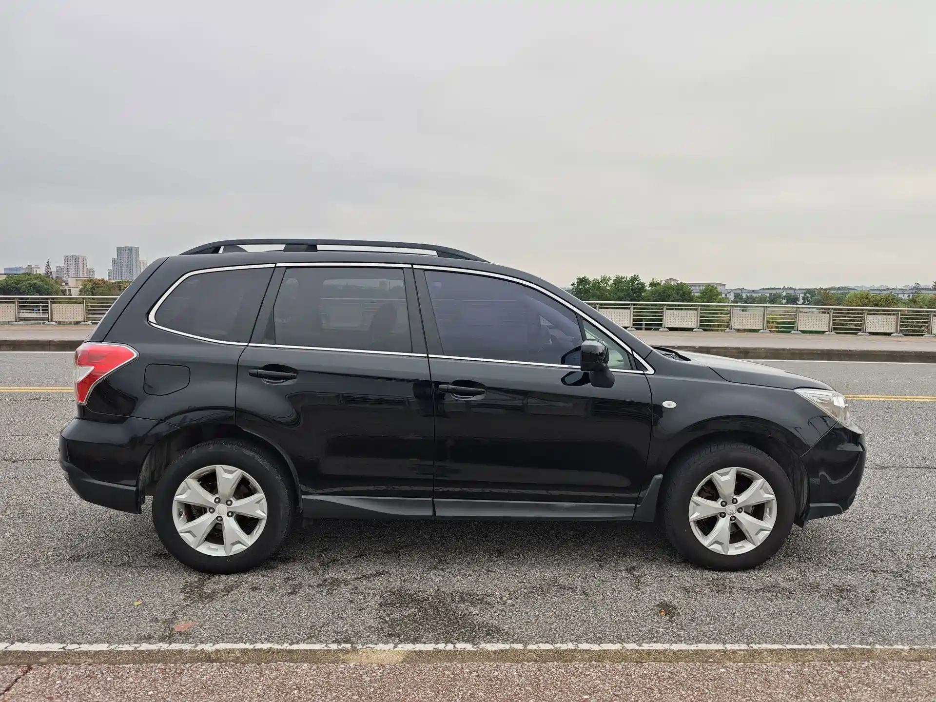 Фото 4 - Subaru Forester