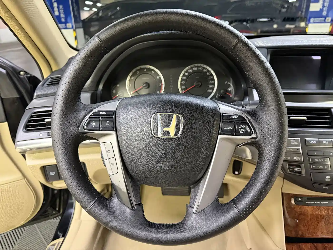 Фото 36 - Honda Accord