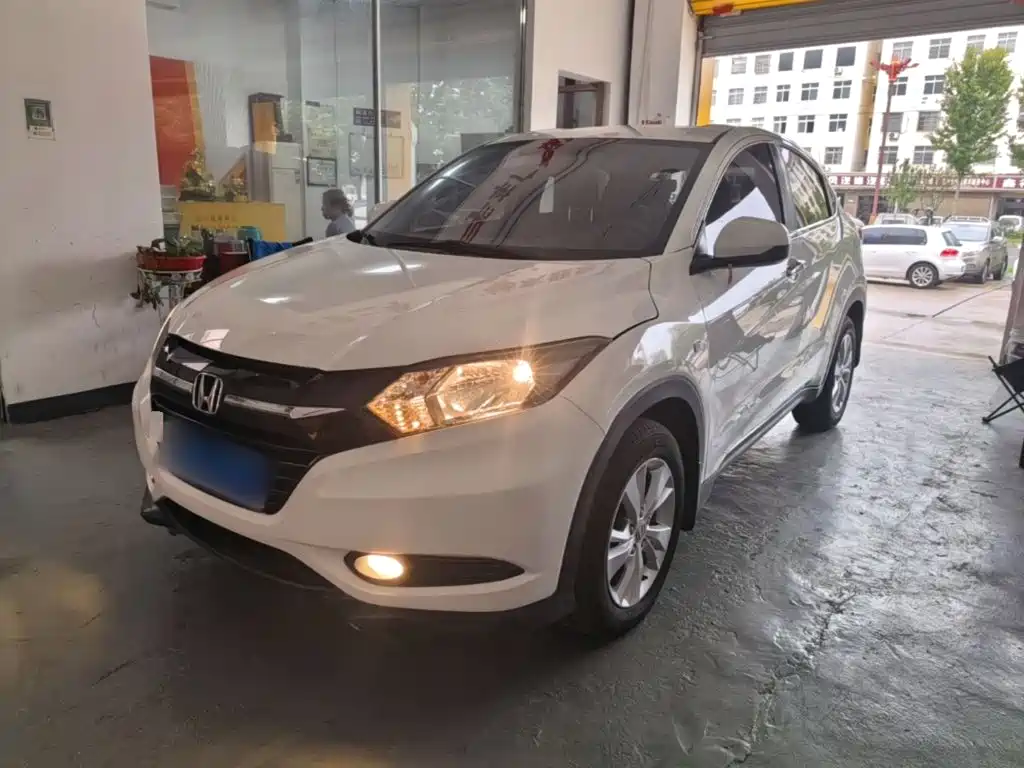 Honda Vezel 2015 2015 1.5L CVT 2WD Comfort