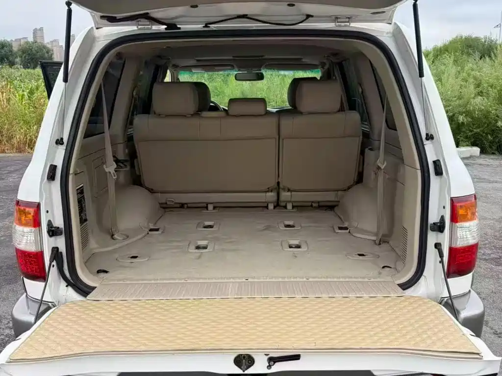 Toyota Land Cruiser 2006 2005 4.7L Automatic GX-R