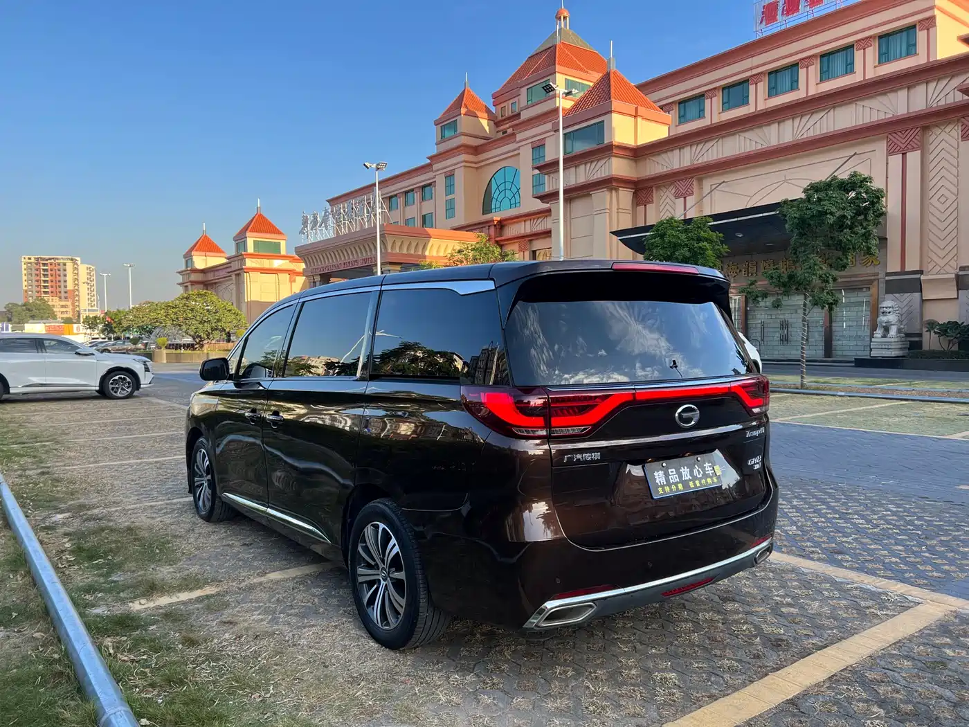 GAC Trumpchi Trumpchi M8 2018 320T Premium Edition фото 4