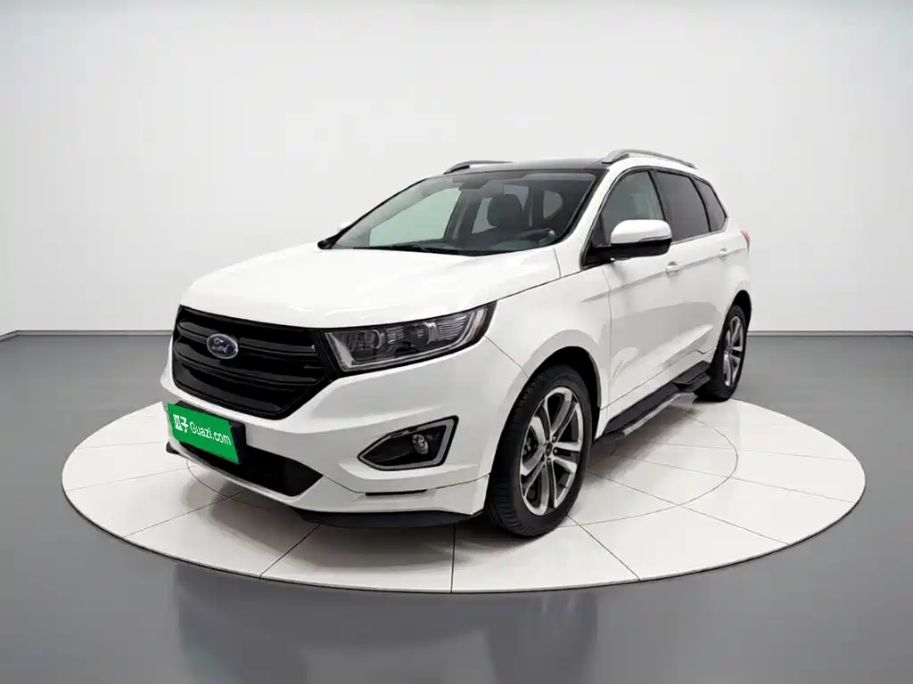 Фото 2 - Ford Edge