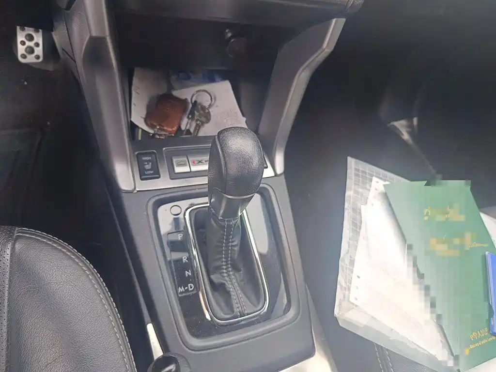Subaru Forester 2013 2.5i Automatic Premium Navigation Edition фото 7